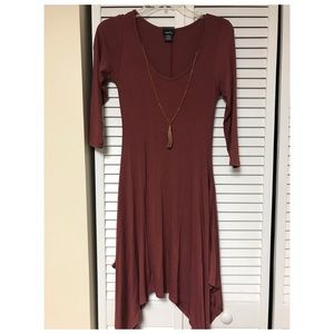 Like New Dress. Size small. Burgundy